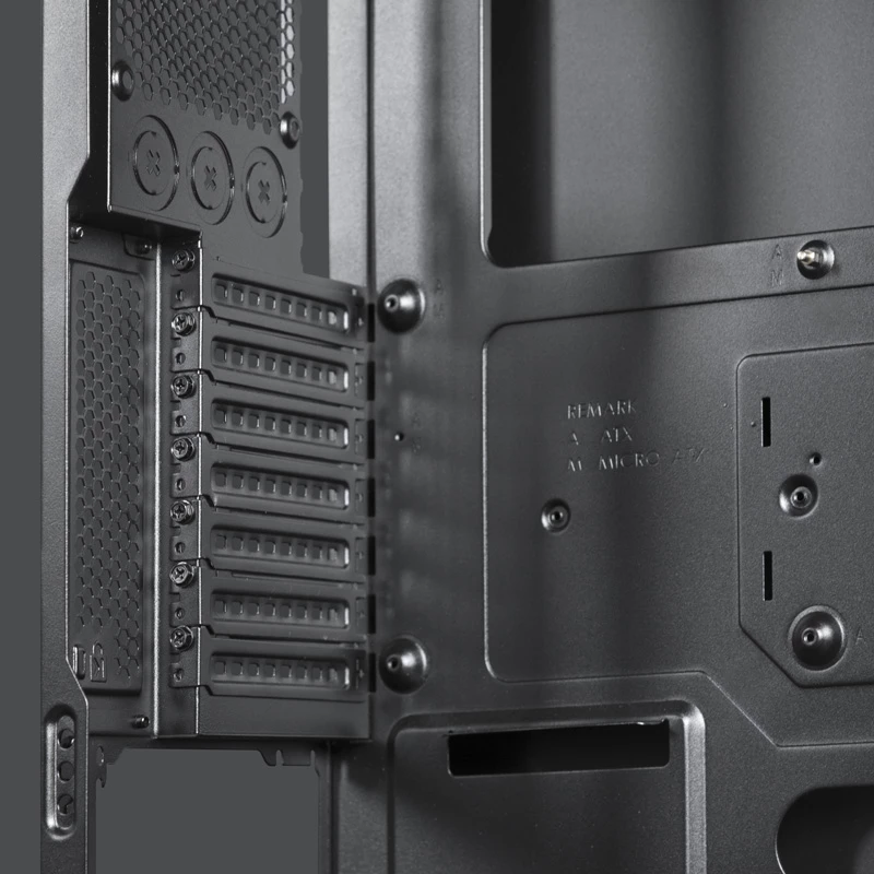 Caixa de PC CHIEFTEC CW-01B-OP torre preta — SPCC, 7×3,5 polegadas baías, 7×2,5 polegadas baías, 3×5,25 polegadas baías, até 410 mm GPU