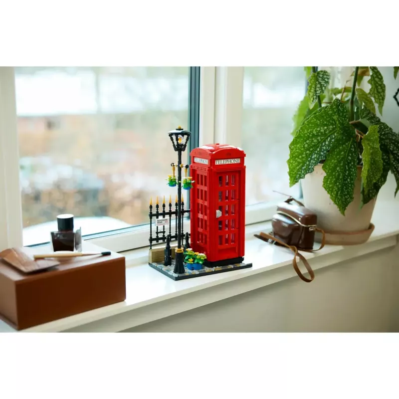 Conjunto de construção LEGO Cabine telefónica vermelha de Londres 21347 – conjunto modular de coleção, 1460 peças, 18+