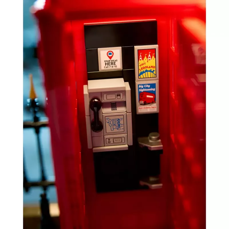 Conjunto de construção LEGO Cabine telefónica vermelha de Londres 21347 – conjunto modular de coleção, 1460 peças, 18+