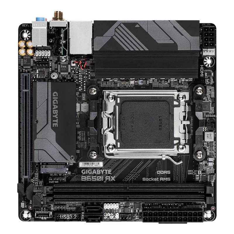 Motherboard GIGABYTE B650I AX - CPUs AMD Ryzen série 9000, VRM 5+2+1 fases, até 6400 MHz DDR5 (OC), 1x PCIe 4.0 M.2, LAN 2,5 GbE, WLAN 6E, USB 3.2 Gen 2
