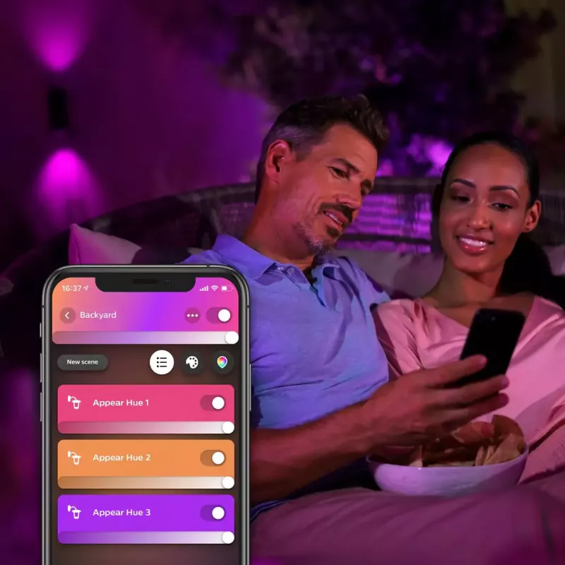 Aplique de parede para exterior Philips Hue White and Colour Ambience Appear