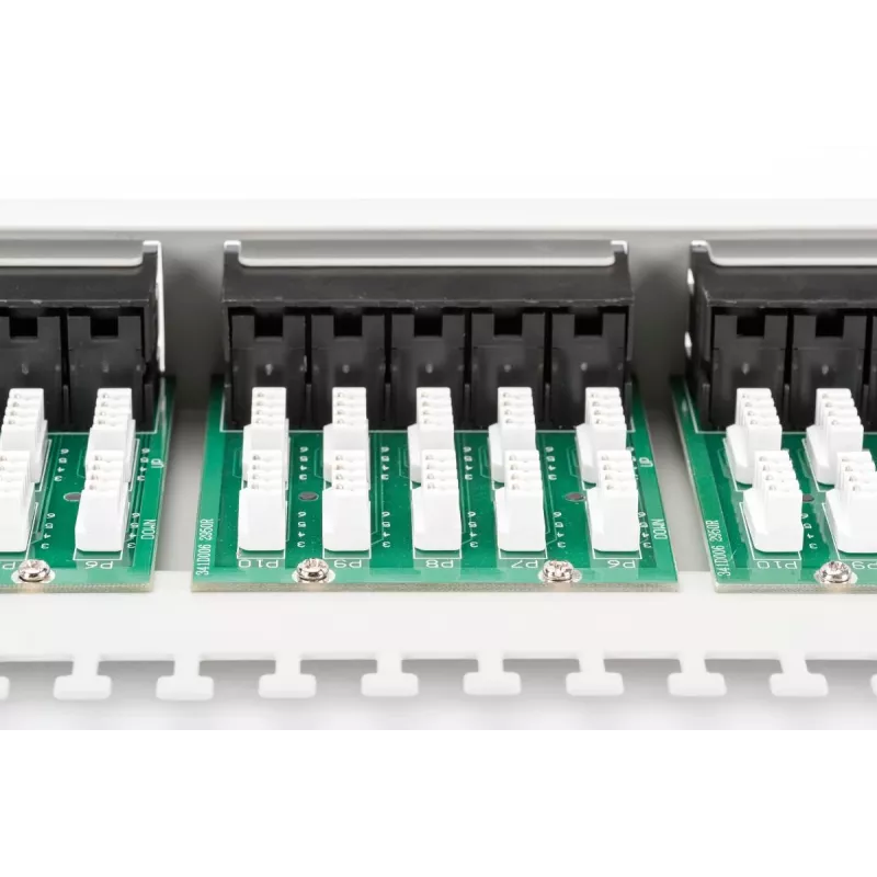 Patch panel DIGITUS CAT 3 ISDN, não blindado 50 portas RJ45, 8P4C, LSA, 1U, montagem em rack, cor cinzento RAL 7035