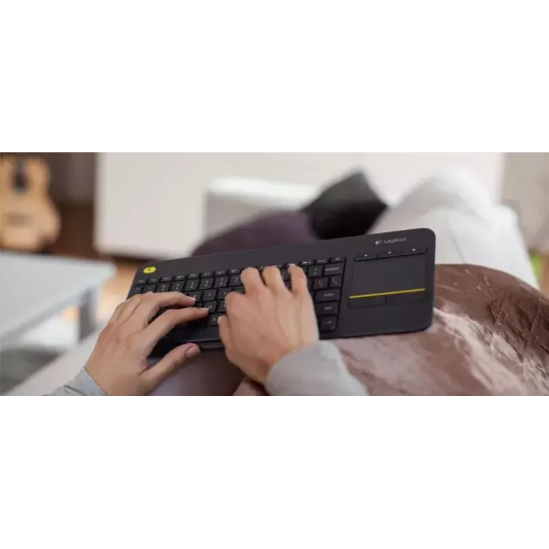 Teclado sem fios com touch LOGITECH K400 Plus - preto - Qwerty neerlandês