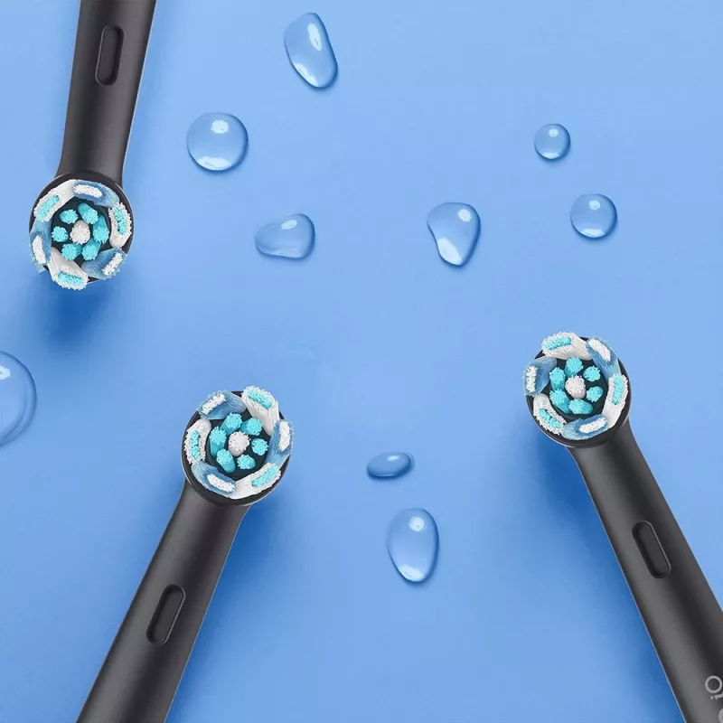 Escova de dentes elétrica Oral-B iO adulto rotativa preta