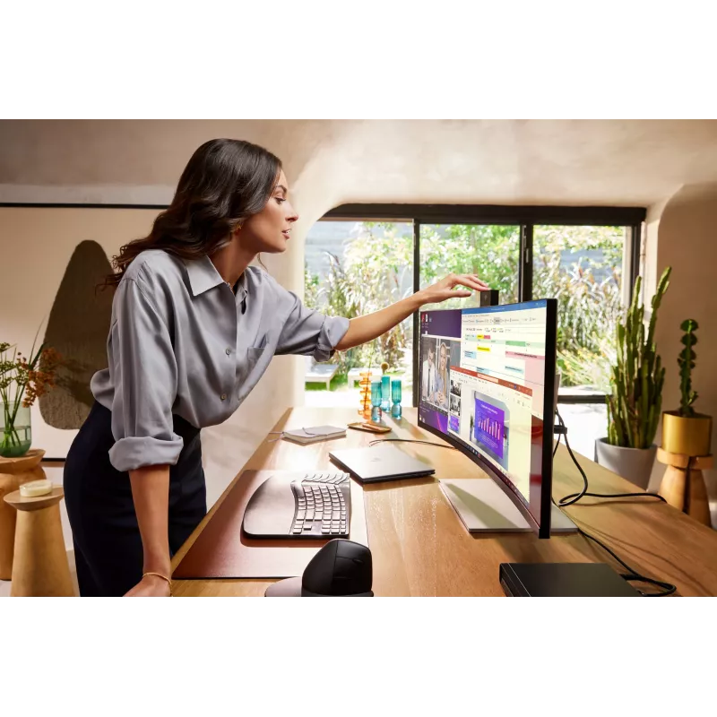 HP Series 7 Pro 34