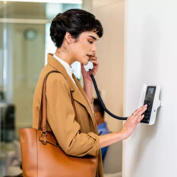 Telefone IP HP Poly Edge E100 e compatível com PoE, IPS, 320 x 240 píxeis, 4:3, HTTPS, ENERGY STAR, EAC, RoHS, Federal Communications Commission (FCC), CE