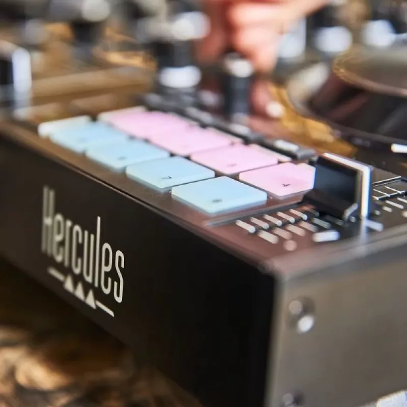 Sistema de vinil digital Hercules Inpulse 500 (DVS) Scratcher preto