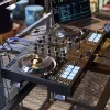 Sistema de vinil digital Hercules Inpulse 500 (DVS) Scratcher preto