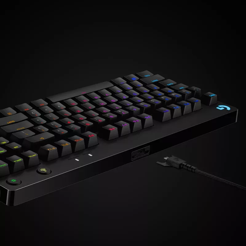 Teclado mecânico gaming LOGITECH G Pro preto Qwerty US/Int'l