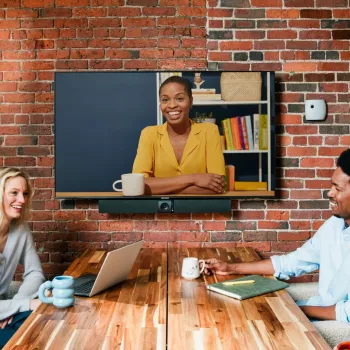 Dispositivo de videoconferência Owl Labs Owl Bar — barra de videoconferência 4K com Active Speaker Focus (complete com Meeting Owl 3 ou Pro para cobertura de 360 graus e comutação automática de câmara)