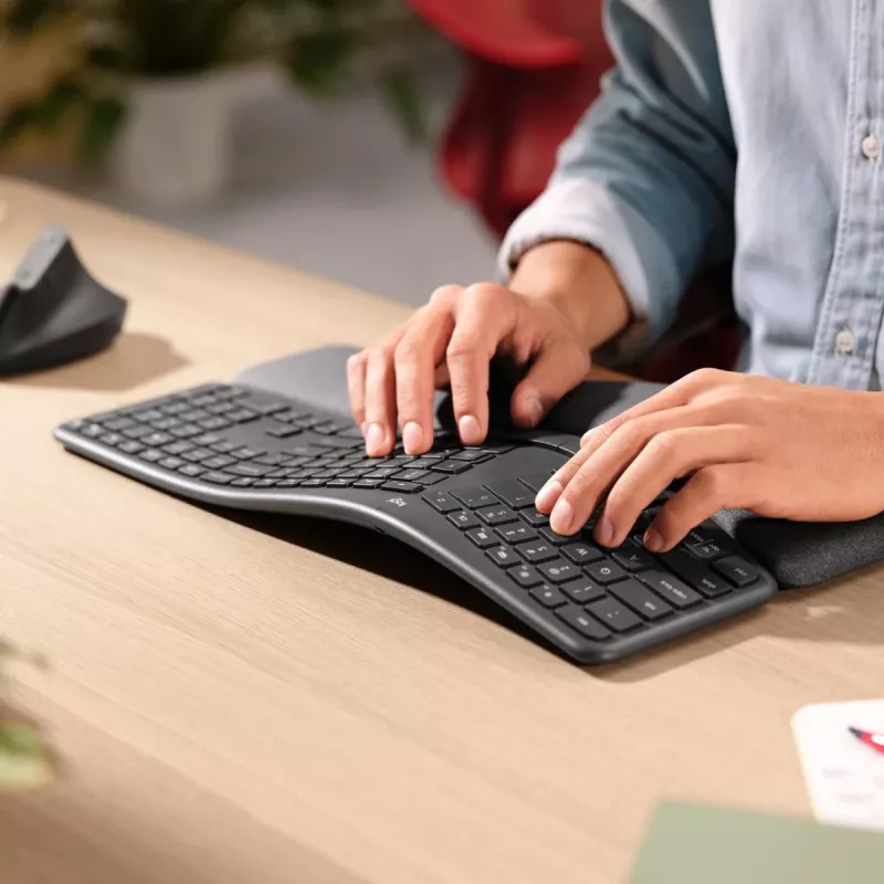 LOGITECH Ergo K860 - Teclado dividido sem fios grafite Qwerty US/Internacional