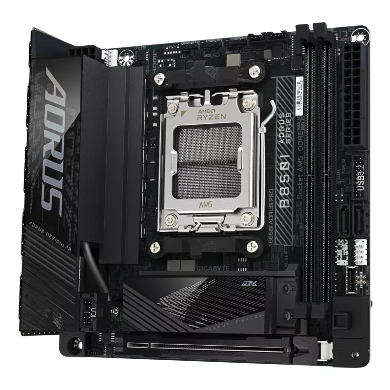 Placa-mãe GIGABYTE B850I AORUS PRO - CPUs AMD Ryzen 9000 Series, VRM digital 8+2+1 fases, até 8400MHz DDR5 (OC), 1xPCIe 5.0 + 1xPCIe 4.0 M.2, 2.5LAN, WIFI 7, USB 3.2 Gen 2