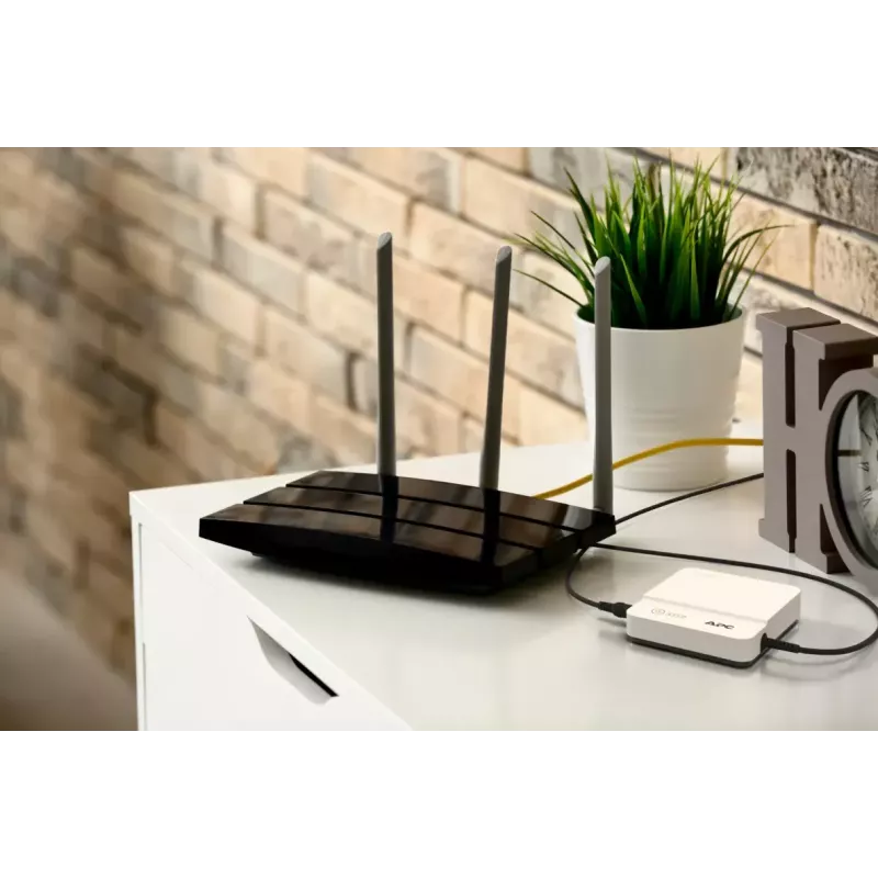APC mini UPS CP12036LI – alimentação de emergência 12 V DC, 36 W, Li-Ion, protege Wi-Fi, router, câmaras IP, etc.
