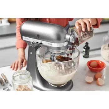 Batedeira KITCHENAID ARTISAN 5KSM185PS — 300 W, 4,8 L tigela de aço inoxidável, 10 velocidades, prateado