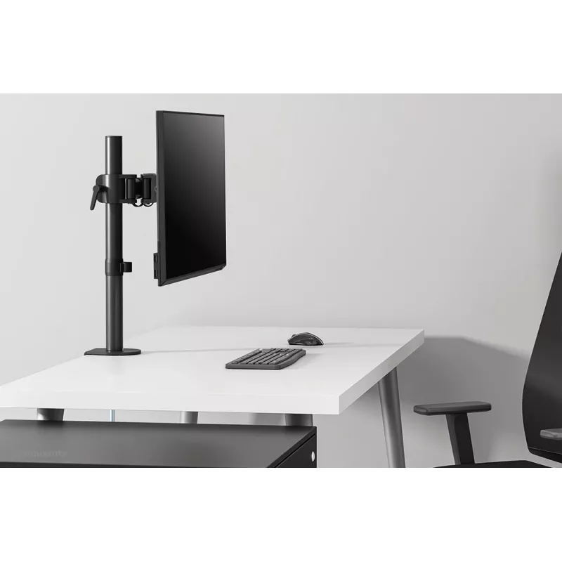Suporte de secretária para monitor Neomounts NM-D135BLACK de movimento total, grampo/passa-cabos, 10-27 polegadas, 8 kg, VESA 75x75/100x100, aço, preto