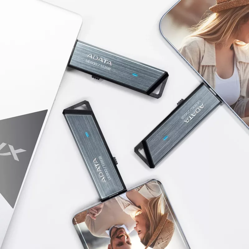 Pen drive ADATA AELI-UE800-2T-CSG 2 TB USB Type-C 3.2 Gen 2 (3.1 Gen 2) Prateado