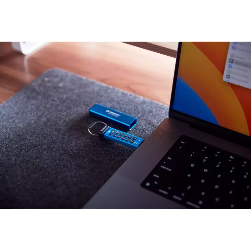 Kingston Technology IronKey 256GB USB-C Keypad 200C, FIPS 140-3 Nível 3 AES-256
