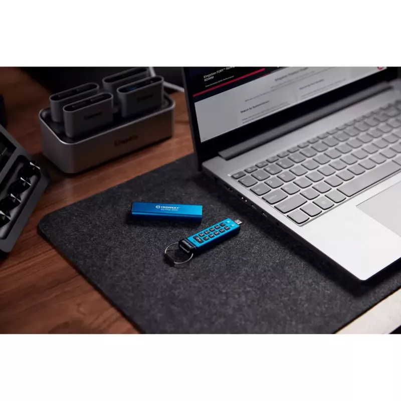 Kingston Technology IronKey 256GB USB-C Keypad 200C, FIPS 140-3 Nível 3 AES-256