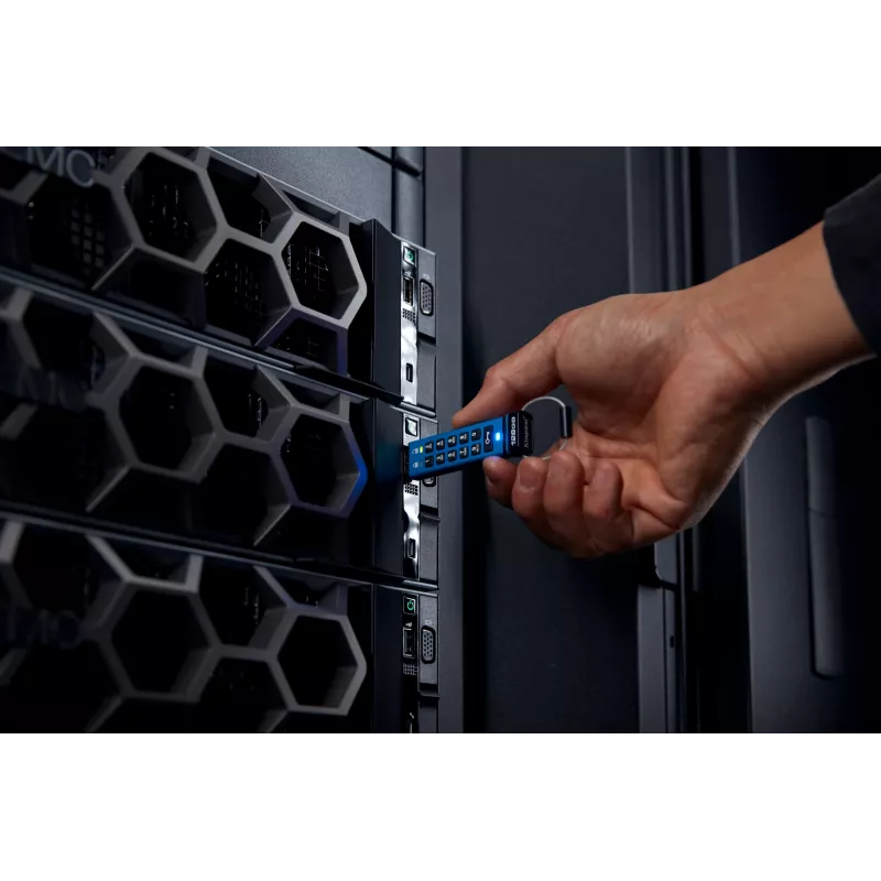Kingston Technology IronKey 128GB USB-C Keypad 200C, FIPS 140-3 Nível 3 AES-256