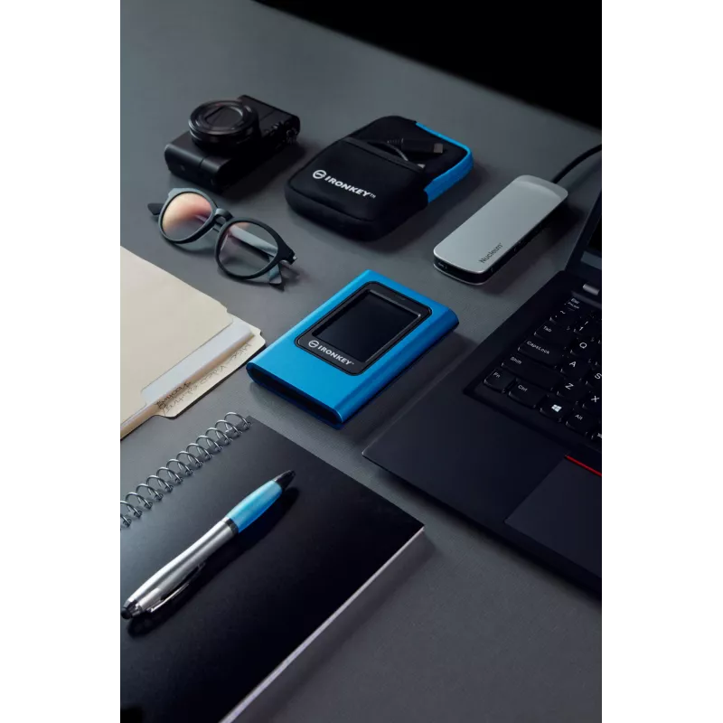 Kingston Technology IronKey 960GB Vault Privacy 80 SSD externo encriptado XTS-AES 256 bits