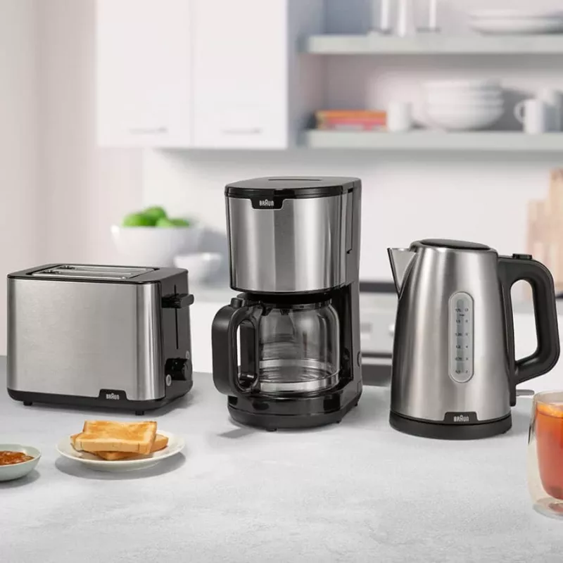 Chaleira elétrica Braun PurShine WK102AI-WK1500BK 1,7 L 2200 W preta, aço inoxidável