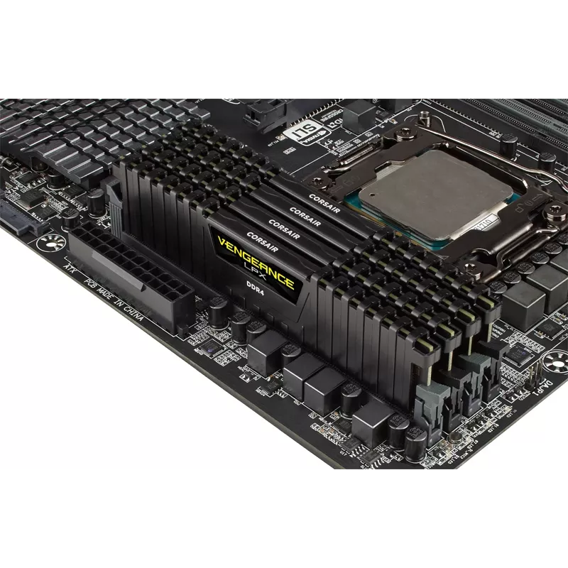 Memória CORSAIR 16GB DDR4 2400MHz C16 Vengeance Low Profilex preto