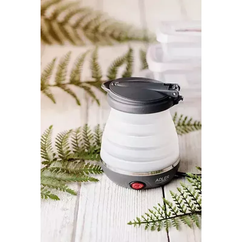 Chaleira elétrica Adler AD 1279 — 0,6 L, 750 W, caixa de plástico, controlo por botões, luz indicadora