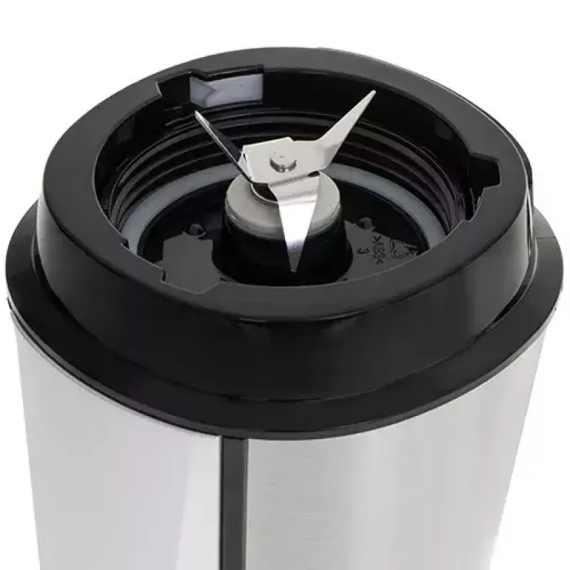 Misturadora desportiva Adler AD 4081 — misturadora pessoal portátil, 800 W de pico, copo de 0,57 l, lâminas de aço inoxidável, 2 garrafas