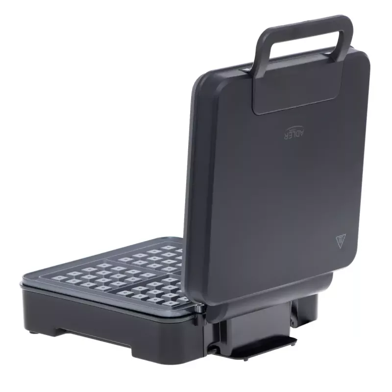 Máquina de waffles Adler AD 3049, 4 waffles quadrados, antiaderente, 1800 W, preta