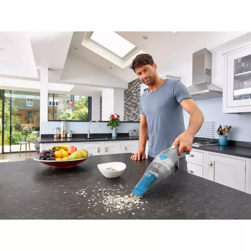 Black & Decker NVC215WA-QW DustBuster aspirador de mão sem fios, capacidade de pó 0,3 l, 1500 mAh de iões de lítio, filtro lavável, azul/cinzento