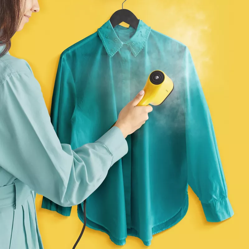 Ferro de engomar a vapor Tefal DT2026 — depósito de água 0,07 l, 1300 W, amarelo