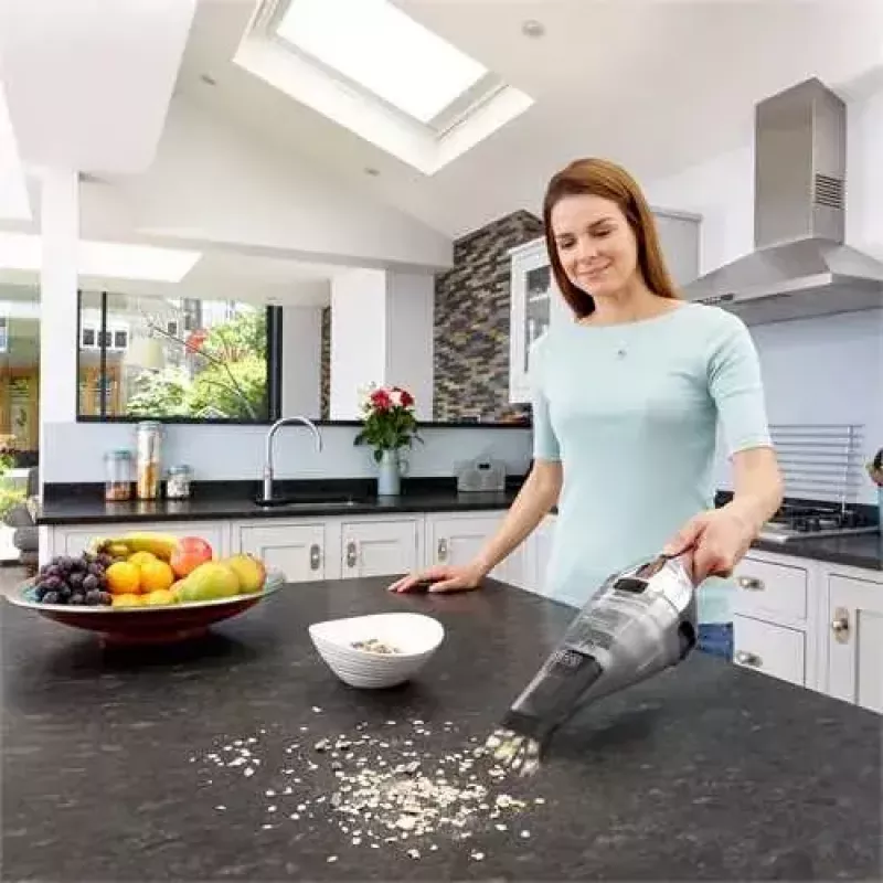 Aspirador de mão Black & Decker NVC220WC-QW