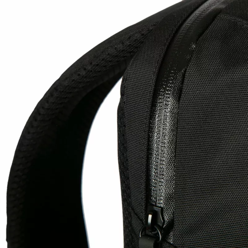 Mochila Targus Terra EcoSmart 40,6 cm 16 polegadas preto 2 compartimentos