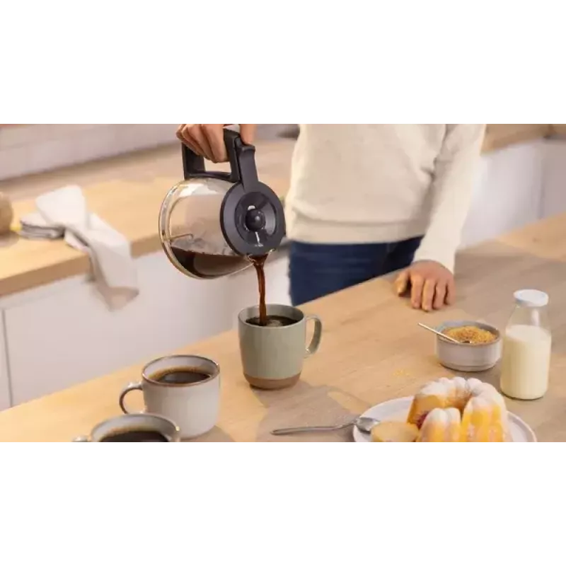 Máquina de café de filtro Bosch TKA2M114 — depósito de água de 1,25 l, 15 chávenas, vermelho