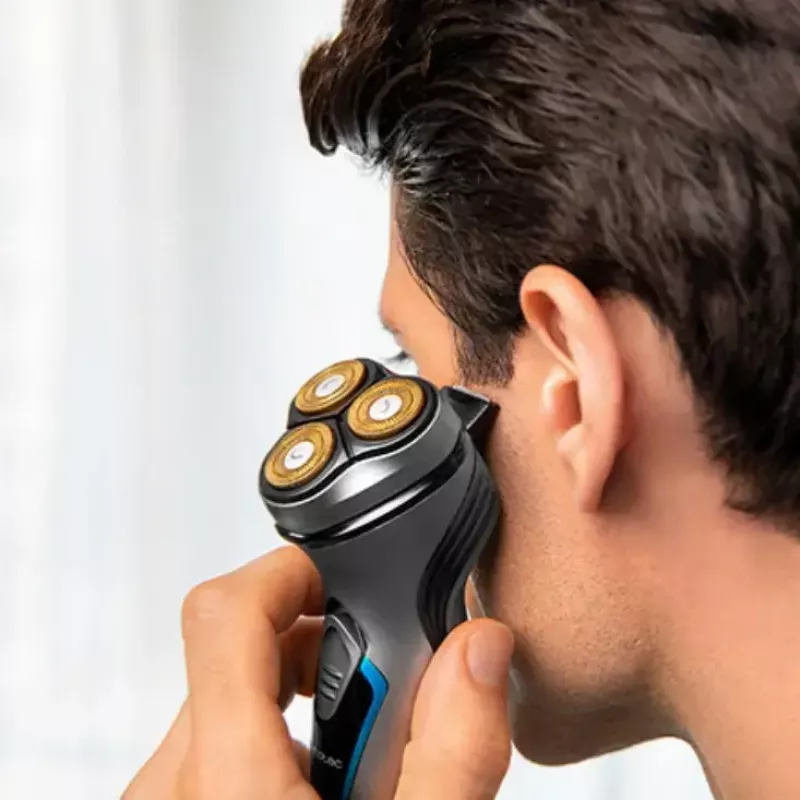 Máquina de barbear rotativa Cecotec 04199 para homem com aparador Titan e cabeça 3D