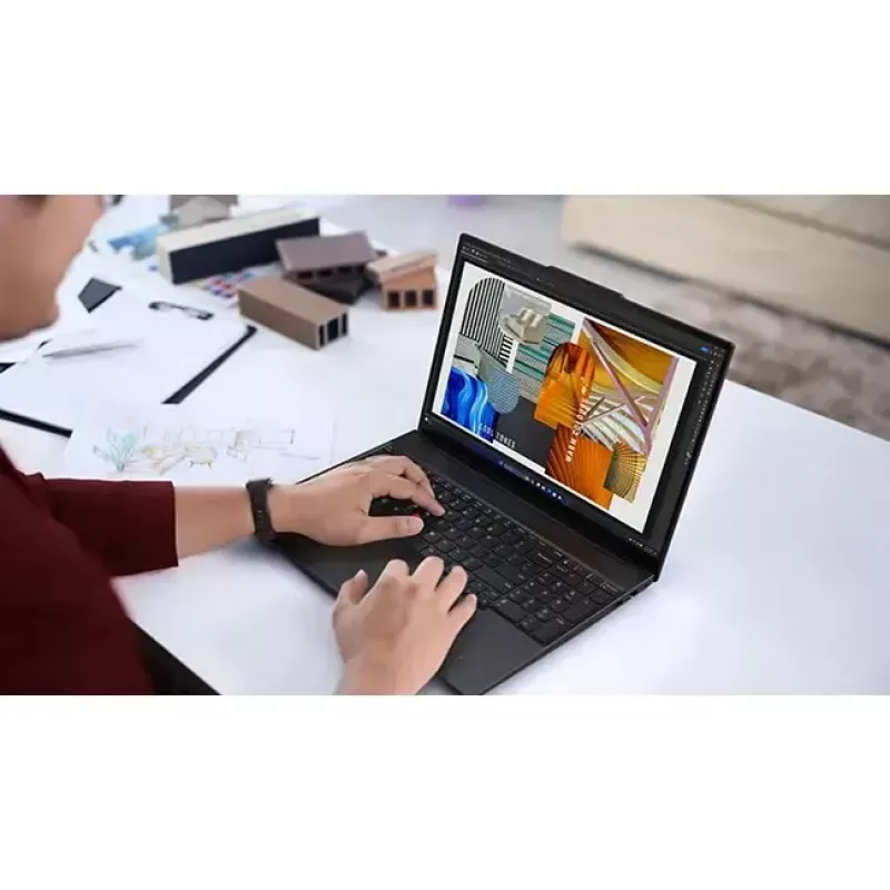 Lenovo ThinkPad E16 Gen 3 21SR006JMX portátil, 16 polegadas WUXGA, Ultra 5 225U, 16 GB RAM, 512 GB, Windows 11 Pro