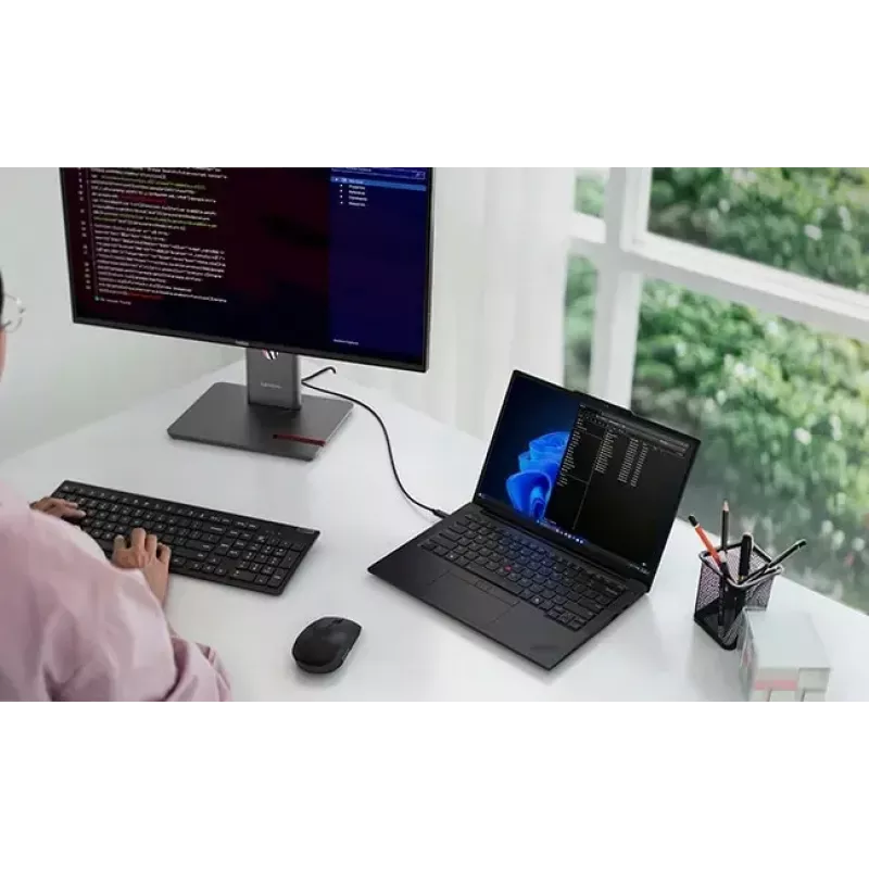 Portátil Lenovo ThinkPad E14 Gen 7 14 polegadas Intel Core Ultra 5 16GB 512GB Intel Graphics Windows 11 Pro