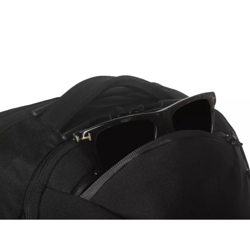 Mochila urbana Targus EcoSmart preta 300x130x455mm certificada GRS