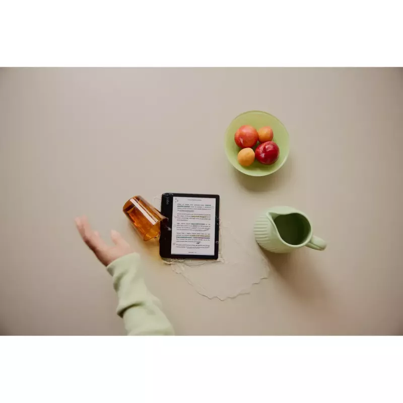 Leitor de e-books Kobo Libra Colour 7 polegadas E Ink Kaleido, 32 GB, Wi‑Fi, Bluetooth, à prova de água, branco