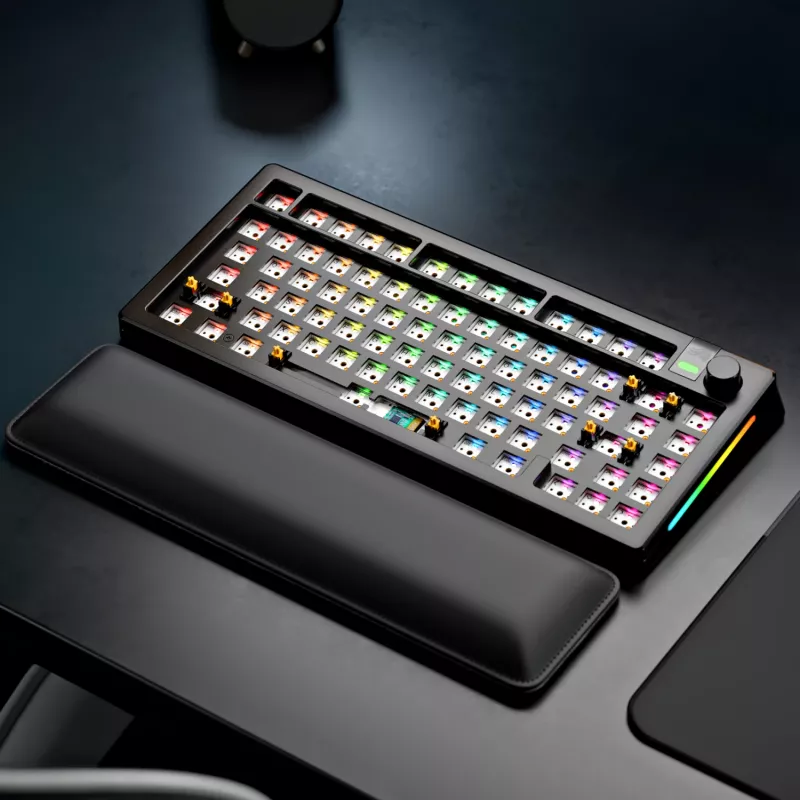 Glorious GMMK 3 Pro 75% teclado gaming barebone GLO-KB-GMMK3-PRO-75-BB-W-BLK-US, com fio, disposição ANSI US, preto