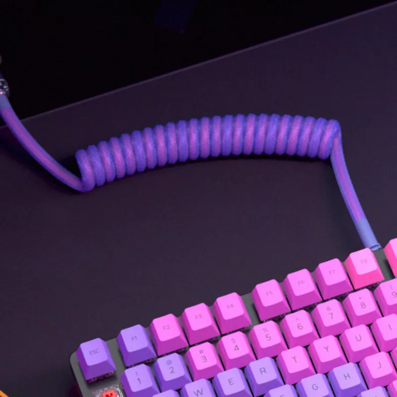 Cabo USB enrolado GLORIOUS GMMK Nebula 1,5 m RGB para teclados