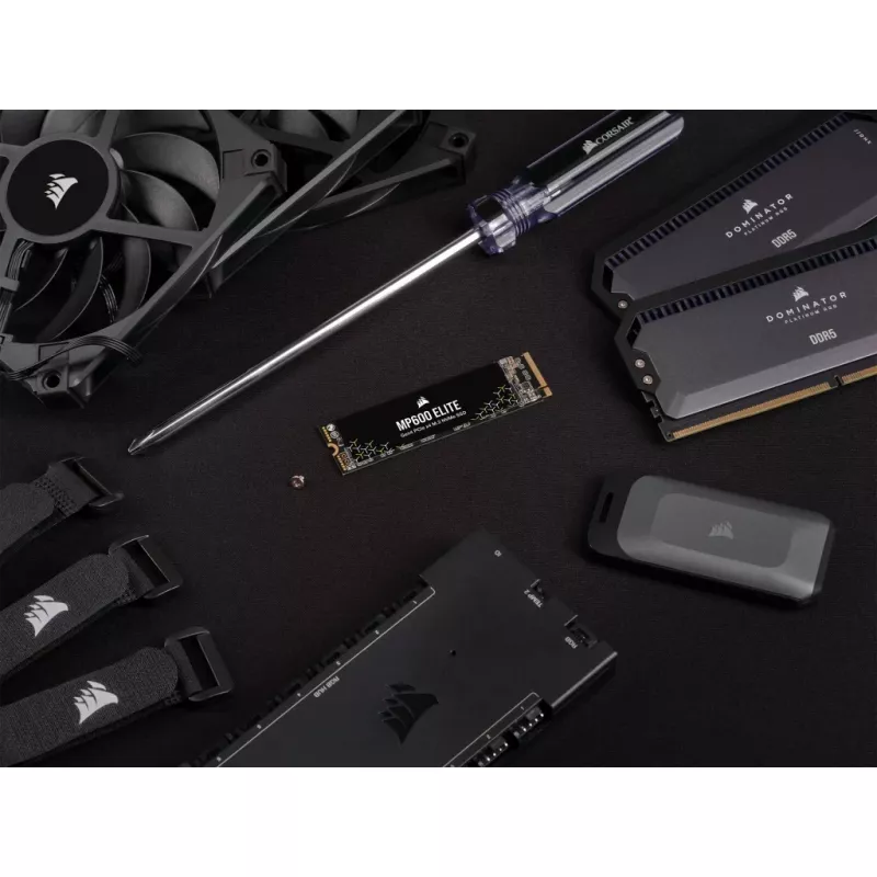 SSD Corsair MP600 Elite CSSD-F1000GBMP600ENH, 1 TB, M.2 2280, PCIe 4.0 x4 NVMe, 3D TLC, encriptação AES de 256 bits