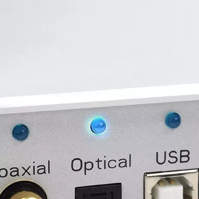 Interface de áudio Silverstone EB01-E prateado