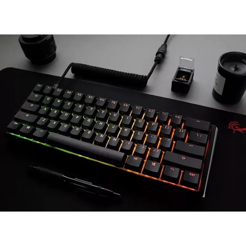 Teclado Ducky One 3 Classic Mini Gaming USB mecânico RGB preto branco