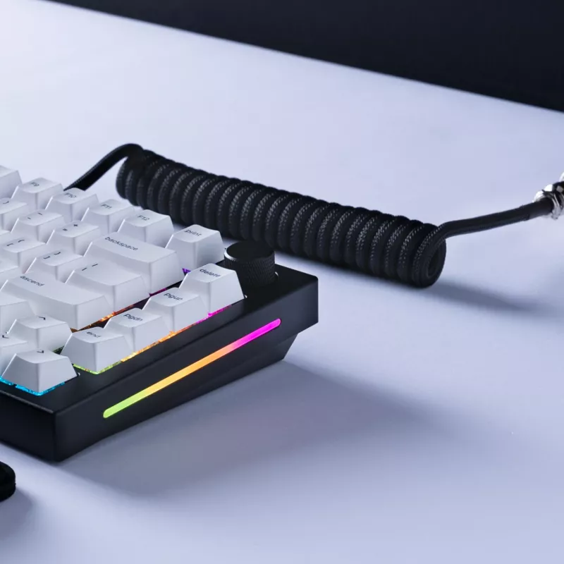 Glorious Gaming Glorious GMMK cabo espiral Phantom preto, preto, 1,4 m, 1 unid., Glorious Gaming, USB Type-A, USB Type-C, Aviator