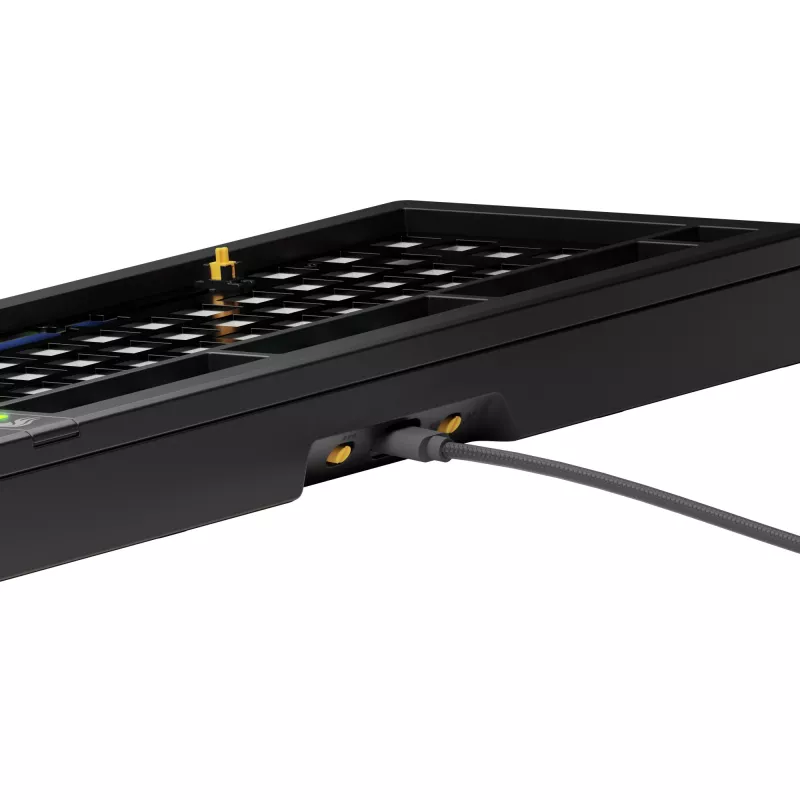 Glorious Gaming GMMK 3 75% Barebones com fios preto – ISO, 75%, com fios, USB, LED RGB, preto