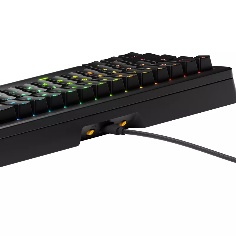 Glorious GMMK 3 65% teclado gaming personalizável GLO-KB-GMMK3-65-PB-FOX-W-BLK-US, pre-built, com fios, switches Fox, ANSI US, preto