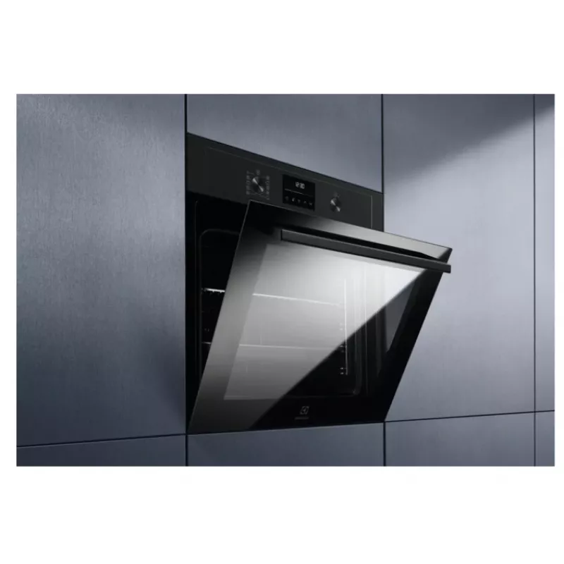 Forno elétrico de encastrar Electrolux EOD4P57H — 72 L, autolimpeza pirolítica, vapor e ventilação, grelhador 2300W, preto