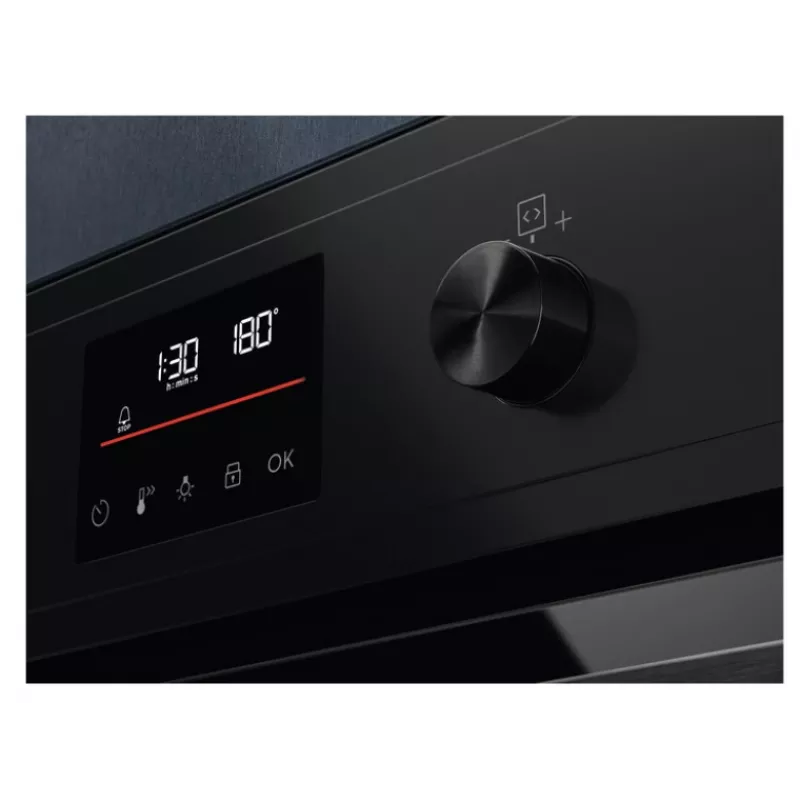Forno elétrico de encastrar Electrolux EOD4P57H — 72 L, autolimpeza pirolítica, vapor e ventilação, grelhador 2300W, preto