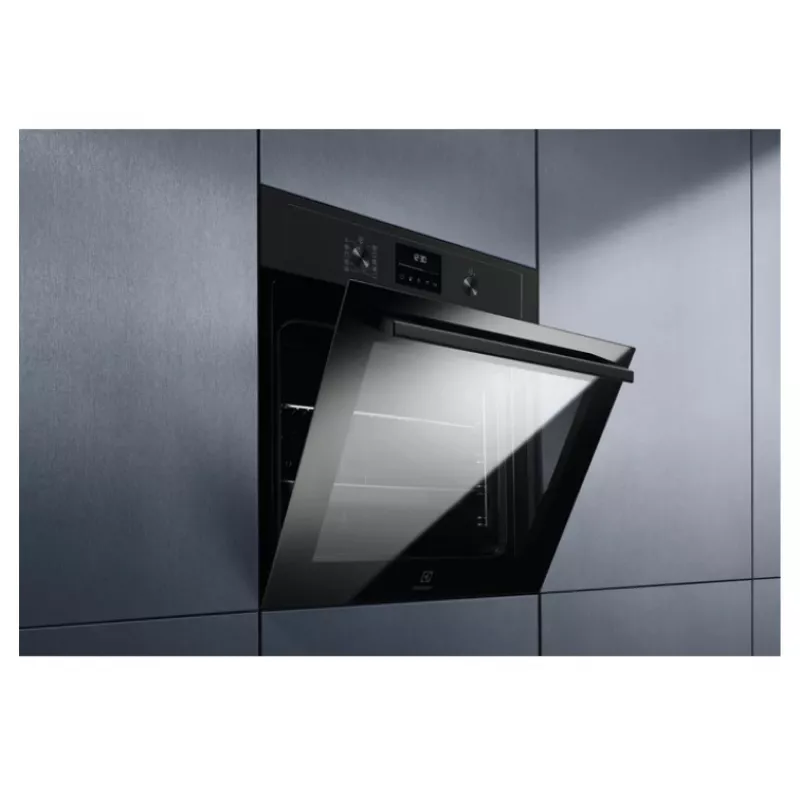 Forno elétrico de encastrar Electrolux EOD4P57H — 72 L, autolimpeza pirolítica, vapor e ventilação, grelhador 2300W, preto